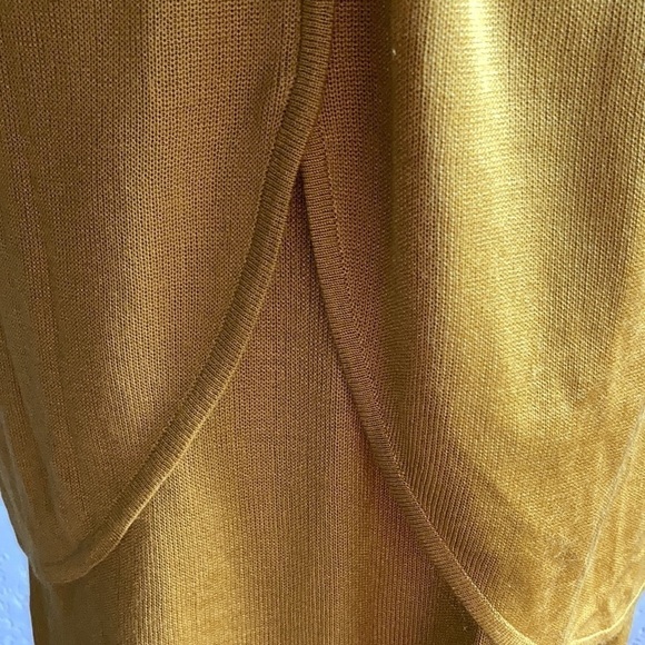 NINA RICCI PARIS VTG mustard color siut. Med?? As is - Picture 10 of 14